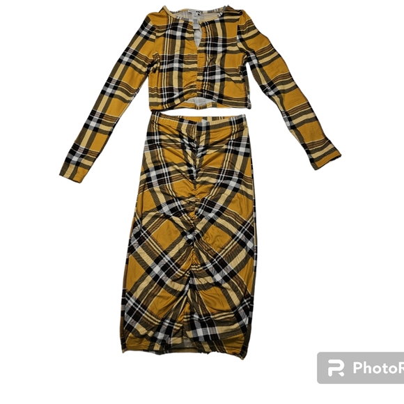 Plaid Skirt set - Picture 4 of 6